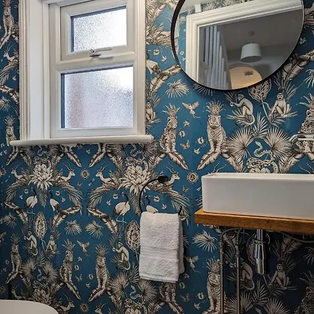 Hill View In * Great Ayton